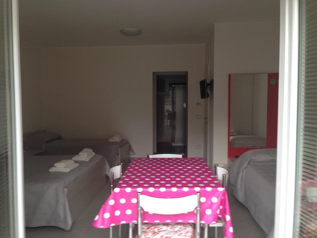 Casa Armonia Appartement Peschiera del Garda Buitenkant foto