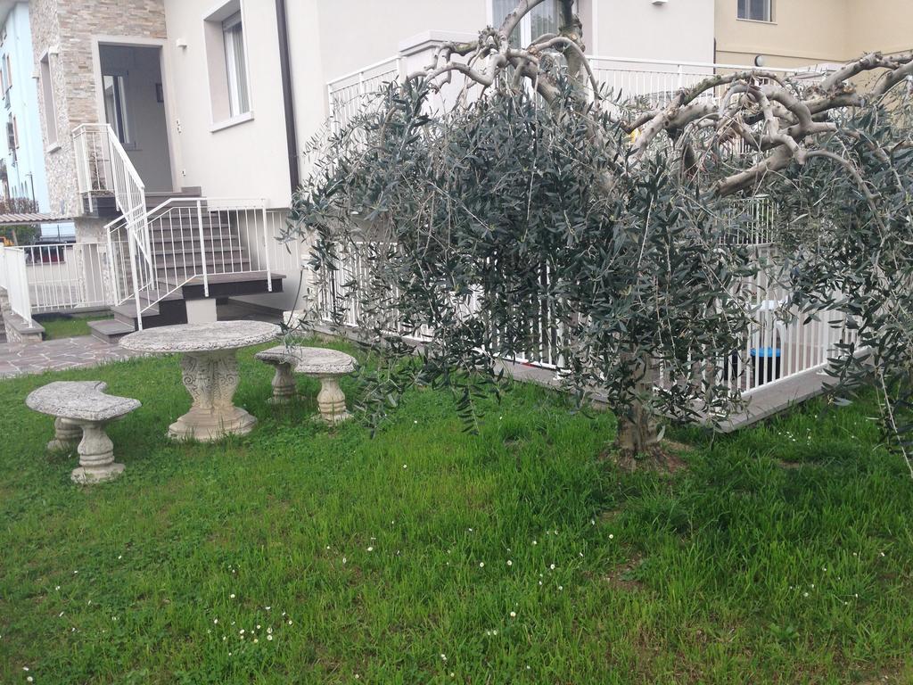 Casa Armonia Appartement Peschiera del Garda Buitenkant foto